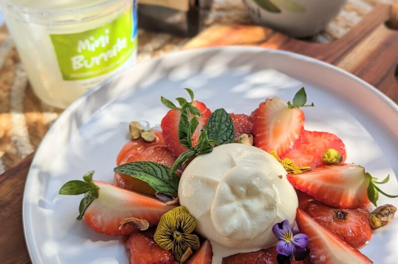 Seasonal Delights: Strawberry and Mini Burrata Appetizer